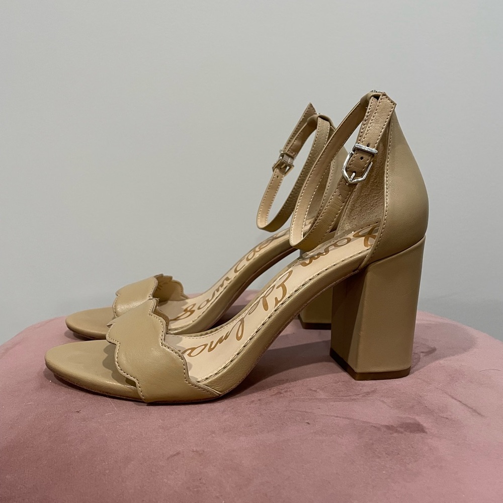 Sam Edelman Scallop Ankle Tie Heels 7M